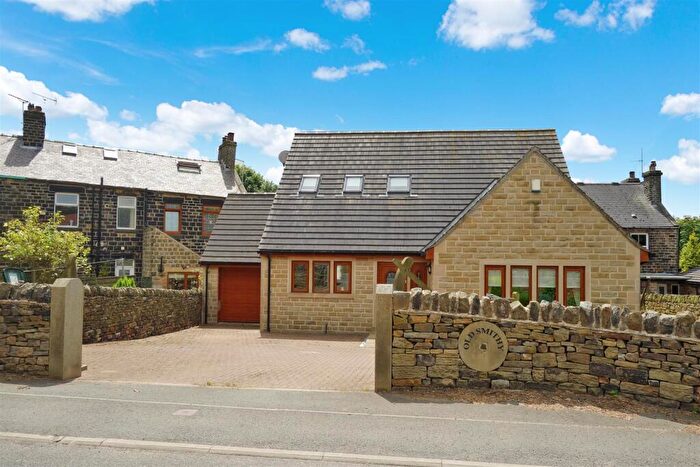 4 Bedroom Detached Bungalow To Rent In Old Smithy, Lee Lane, Millhouse Green, S36