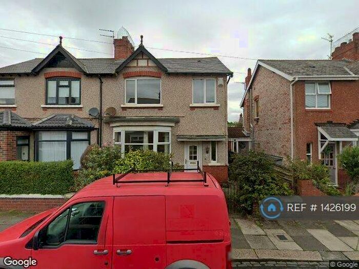 3 Bedroom Semi-Detached House To Rent In Hedley Avenue, Blyth, NE24