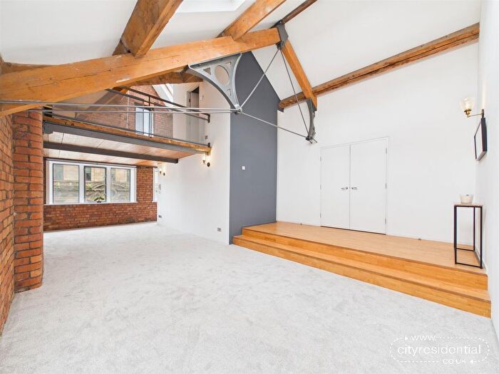 2 Bedroom Flat For Sale In Old Haymarket, Liverpool, L1