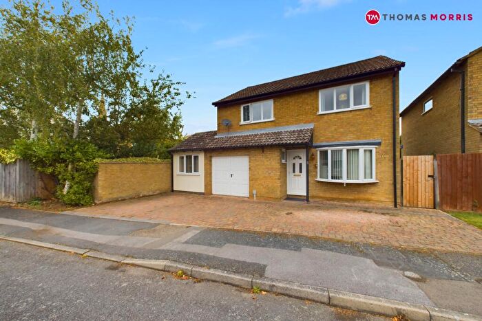 4 Bedroom Detached House For Sale In St. Peters Way, Ellington, Huntingdon, Cambridgeshire, PE28