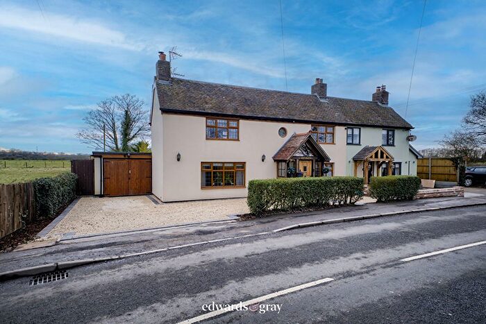 3 Bedroom Semi-Detached House For Sale In Coton Road, Whitacre Heath, B46