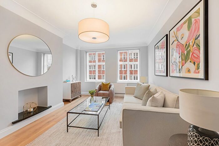 2 Bedroom Flat To Rent In Stafford Court, Kensington, London, W8