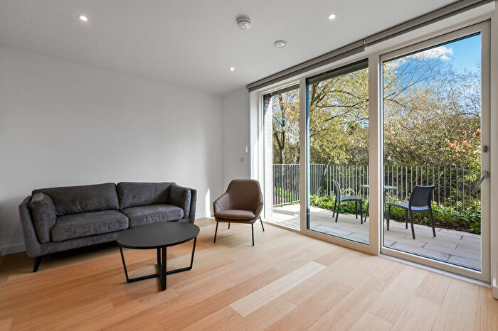 2 Bedroom Apartment To Rent In Beam House, Tottenham Hale London, N17