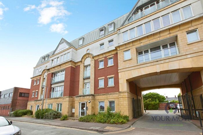 2 Bedroom Flat For Sale In Curzon Street, Burton-on-Trent, Staffordshire, DE14