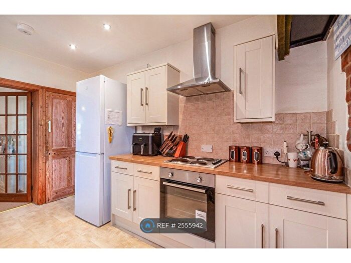 3 Bedroom Terraced House To Rent In Windsor Street, Wolverton, Milton Keynes, MK12