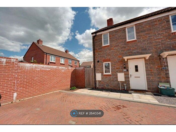 2 Bedroom End Of Terrace House To Rent In Fuchsia Road, Emersons Green, Bristol, BS16