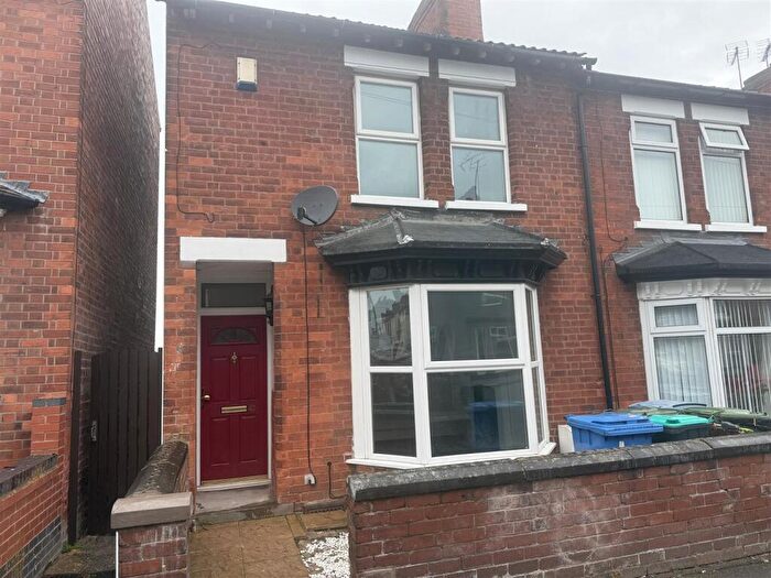 2 Bedroom End Of Terrace House To Rent In Broxtowe Drive, Mansfield, NG18