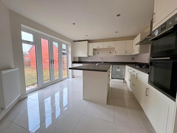 4 Bedroom Detached House For Sale In Galloway Road, Drakelow, Burton-on-Trent, DE15