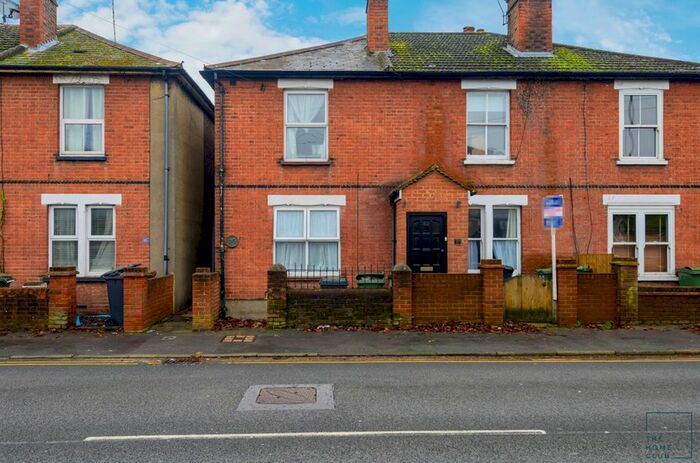 4 Bedroom End Of Terrace House To Rent In Guildford Park Road, Guildford, GU2