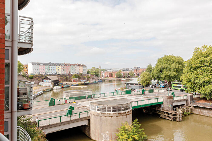 2 Bedroom Flat For Sale In The Custom House, Redcliff Backs, Bristol, BS1