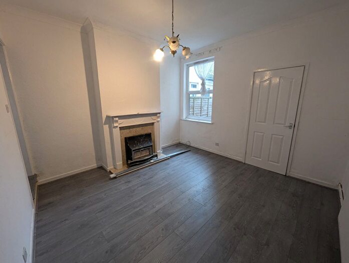 3 Bedroom Terraced House To Rent In Gorsebrook Road, Wolverhampton, WV6