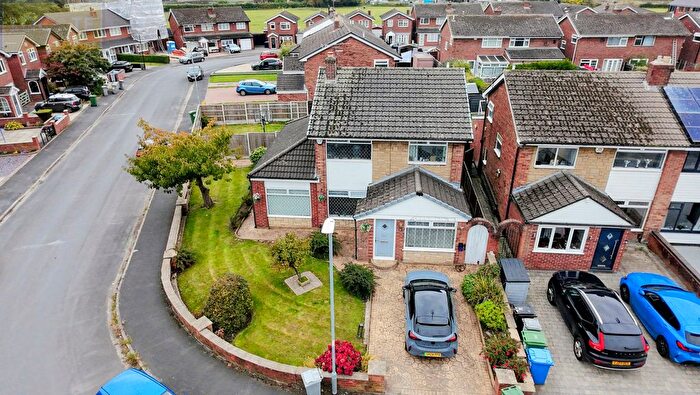 3 Bedroom Detached House For Sale In Dunster Drive, Urmston, Manchester, M41