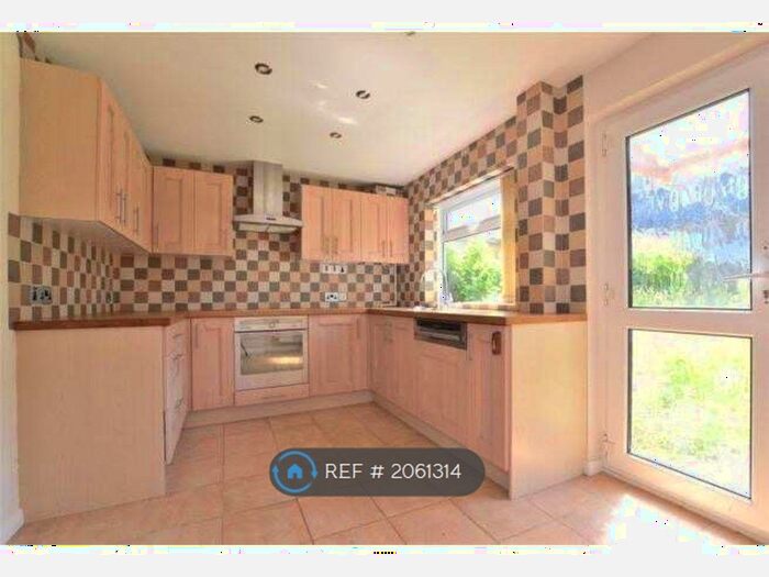 2 Bedroom End Of Terrace House To Rent In Down Avenue, Bath, BA2