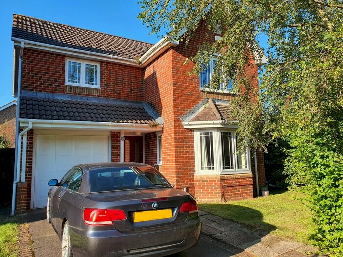 3 Bedroom House To Rent In Six Acres, Slinfold, RH13