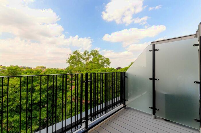 2 Bedroom Apartment To Rent In City Centre, NR1