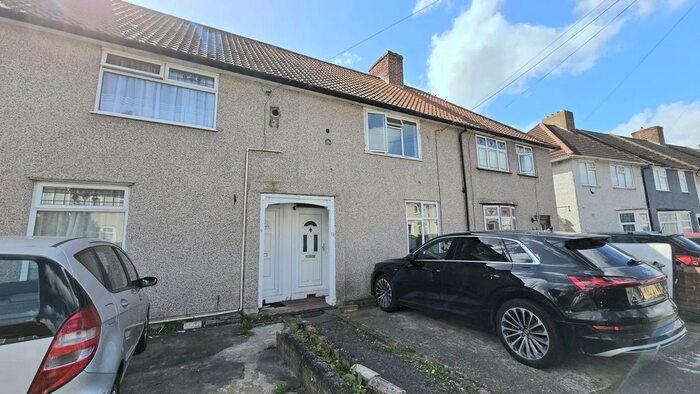 3 Bedroom Terraced House To Rent In Grafton Road, Dagenham, Essex, RM8