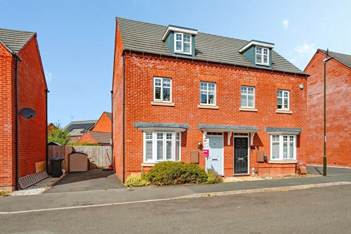 3 Bedroom Semi Detached House For Sale In Harlow Way, Ashbourne, DE6