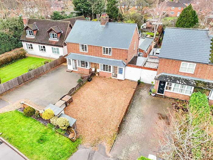 3 Bedroom Semi-Detached House For Sale In Salford Road, Aspley Guise, MK17