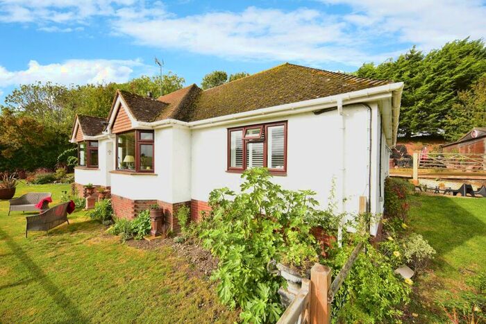 4 Bedroom Detached House For Sale In Broad Oak Road, Milstead, Sittingbourne, Kent, ME9