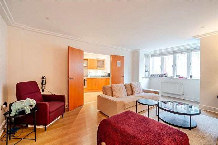 2 Bedroom Flat To Rent In Kidderpore Avenue, Hampstead, London, NW3
