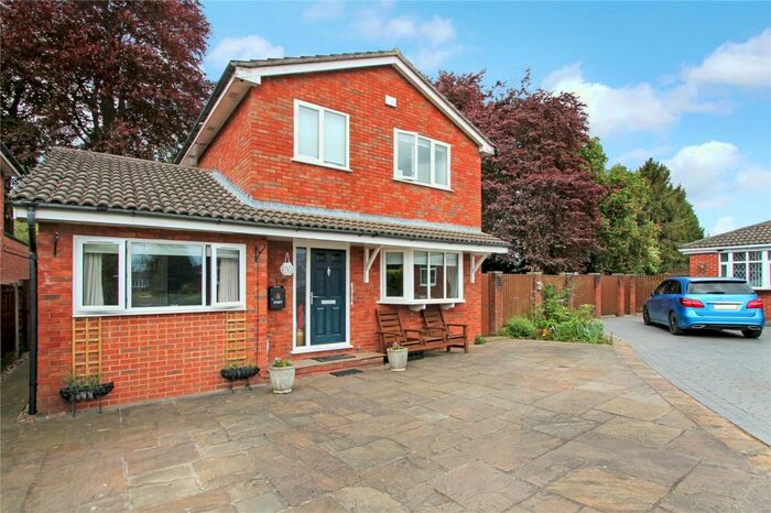 5 Bedroom Detached House For Sale In Welbeck Close, Middlewich, Cheshire, CW10