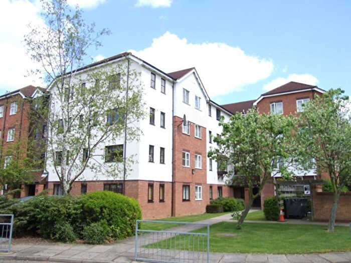 1 Bedroom Flat To Rent In Campion Court, Wembley, HA0