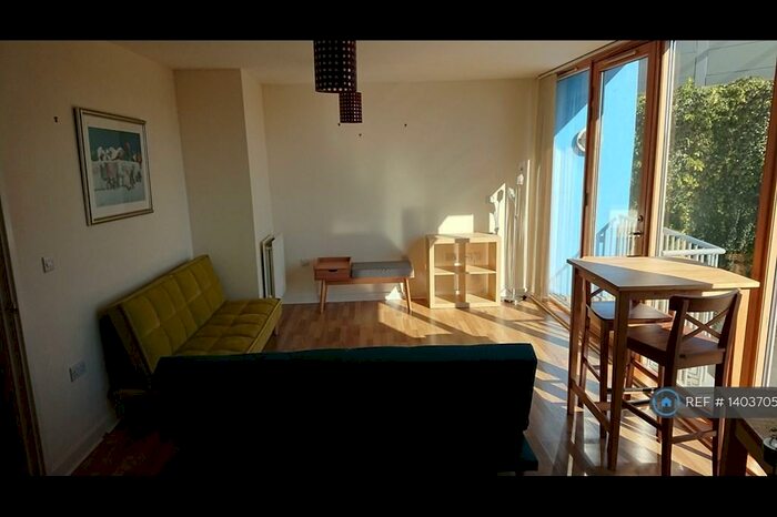 1 Bedroom Flat To Rent In Waverley House, Bristol, BS1