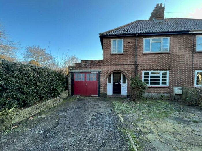 5 Bedroom Semi-Detached House To Rent In Near The Uea, Norwich, NR5