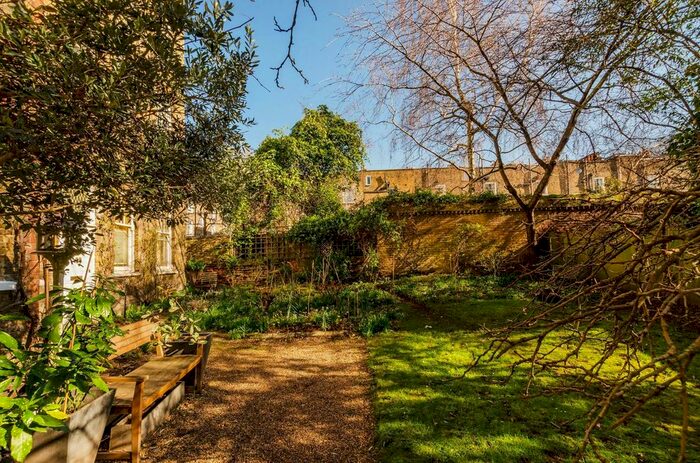 1 Bedroom Flat To Rent In Kings Road, Chelsea, London, SW3