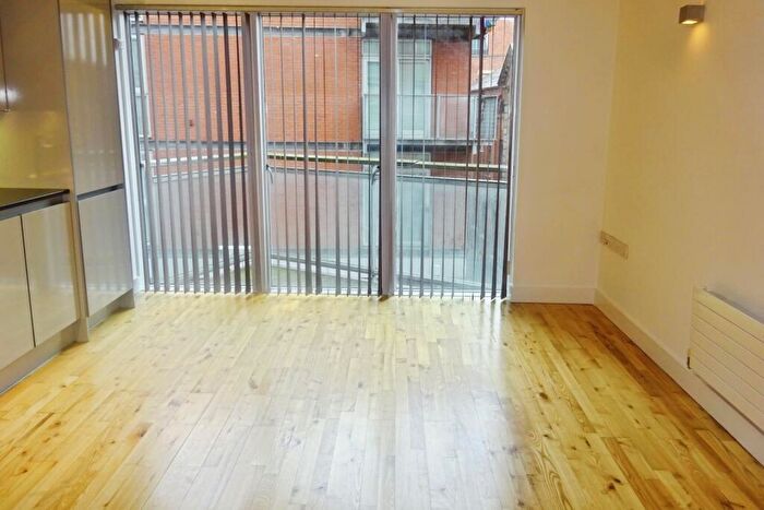 1 Bedroom Flat To Rent In New York Street, Leeds, West Yorkshire, Uk, LS2