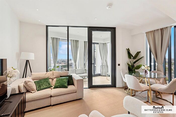 2 Bedroom Flat To Rent In Nine Elms Lane, London, SW8