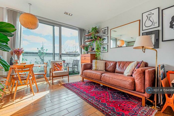1 Bedroom Penthouse To Rent In Malpas Road, Brockley, SE4