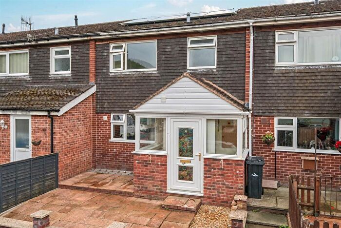 3 Bedroom Terraced House For Sale In Radnor Drive, Knighton, LD7