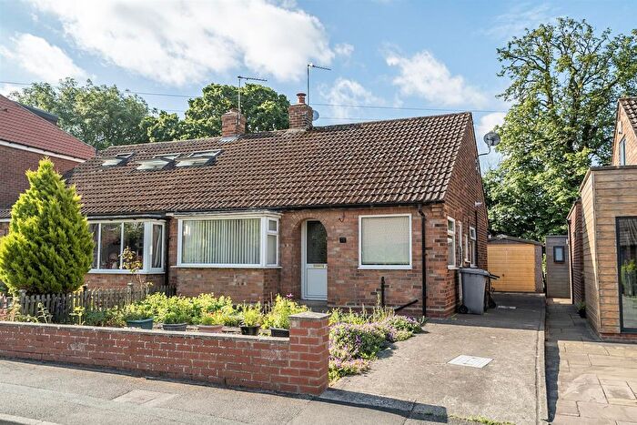 2 Bedroom Semi-Detached Bungalow For Sale In Maple Grove, Fulford, York, YO10