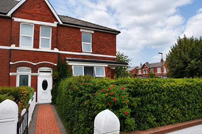 3 Bedroom Semi-Detached House For Sale In Hart Street, Southport, Merseyside, PR8