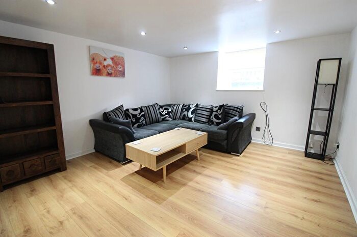 1 Bedroom Flat To Rent In Dee Street, Basement Flat, AB11