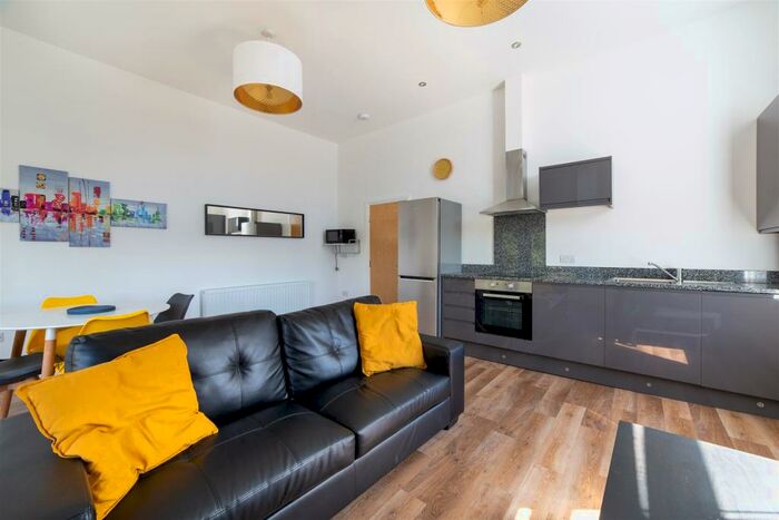 2 Bedroom Apartment To Rent In &#pppw - Osborne Terrace, Newcastle Upon Tyne, NE2