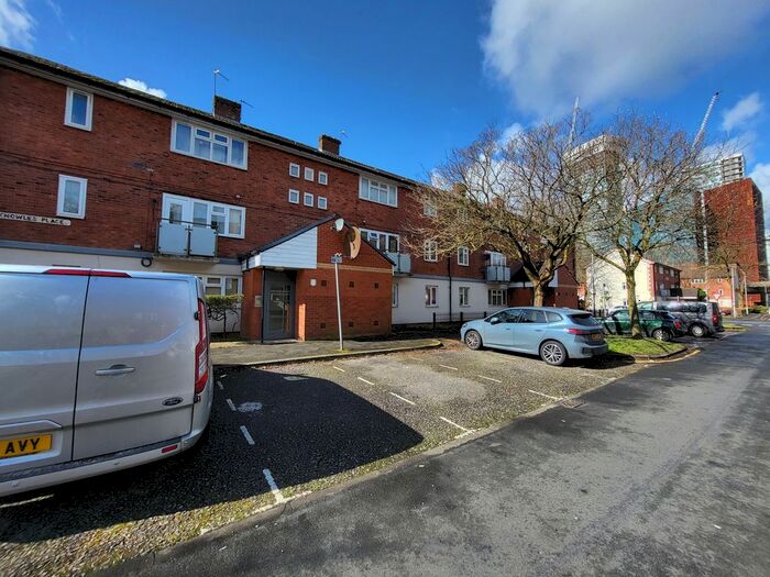 2 Bedroom Flat To Rent In Knowles Place, Hulme, Manchester., M15