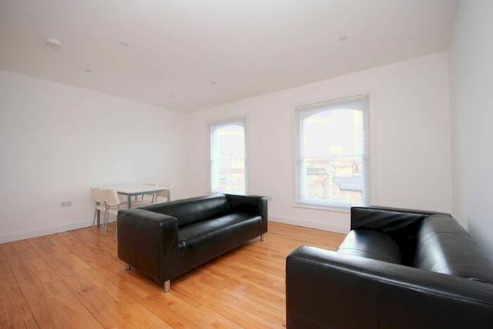 2 Bedroom Maisonette To Rent In Shakespeare Road, Herne Hill, London, SE24