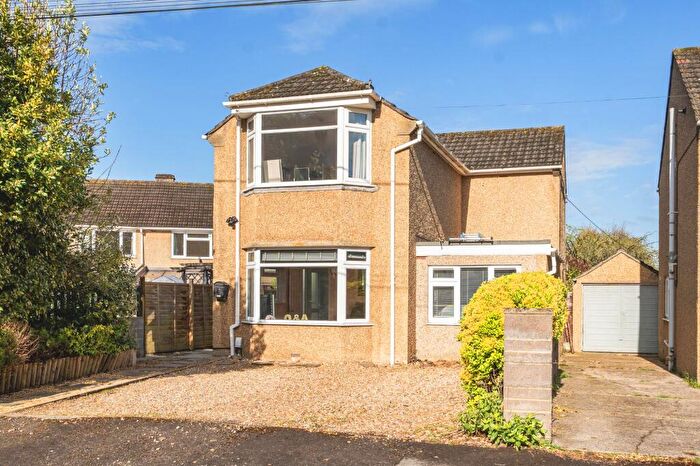 3 Bedroom Detached House For Sale In Duck Lane, Laverstock, SP1