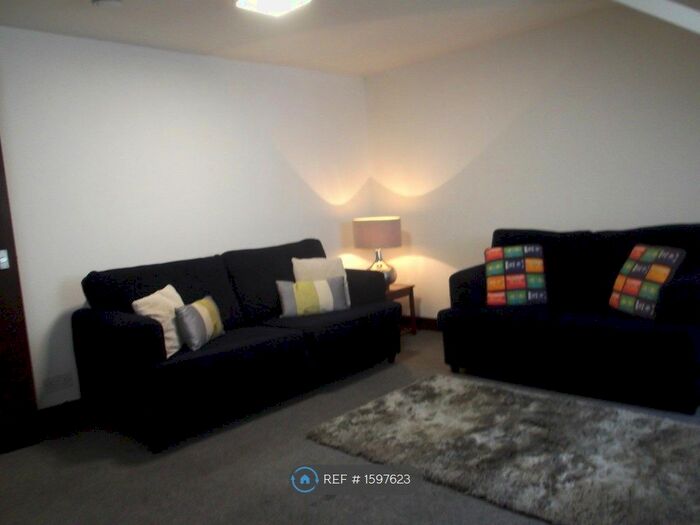 1 Bedroom Flat To Rent In Stirling Street, Aberdeen, AB11