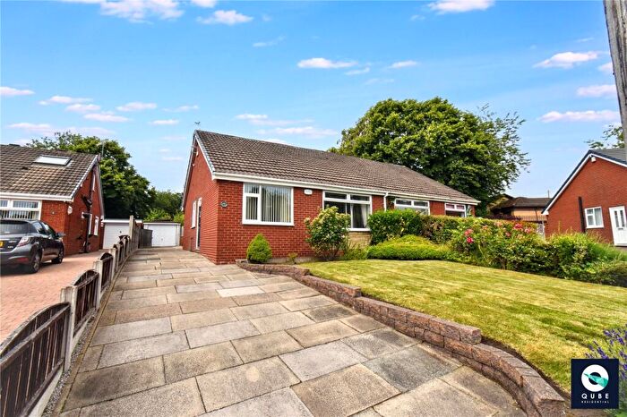 2 Bedroom Bungalow For Sale In Aintree Road, Little Lever, Bolton, Greater Manchester, BL3