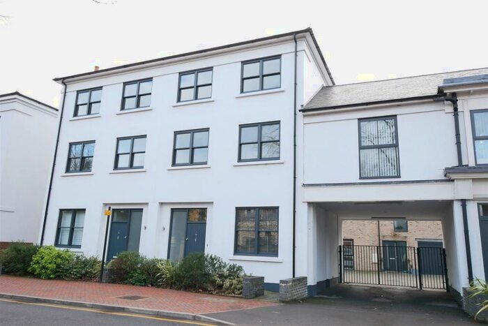 3 Bedroom Town House To Rent In Carriage Court, North Road, Hertford, SG14