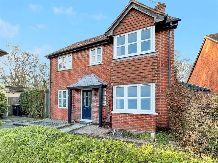 3 Bedroom Detached House To Rent In Aspen Road, Herne Bay, CT6