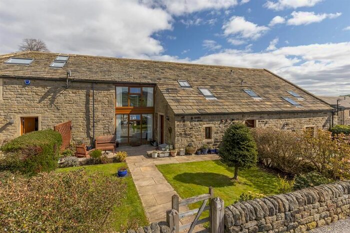 4 Bedroom Terraced House To Rent In Ivy Barn, Hill End Lane, Bingley, West Yorkshire, BD16