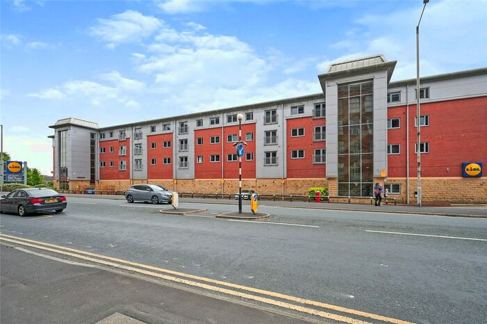 2 Bedroom Flat For Sale In New Hall Lane, Preston, Lancashire, PR1