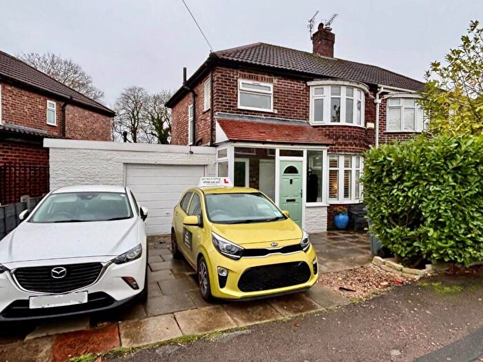 3 Bedroom Semi Detached House For Sale In Morningside Drive, East Didsbury, M20