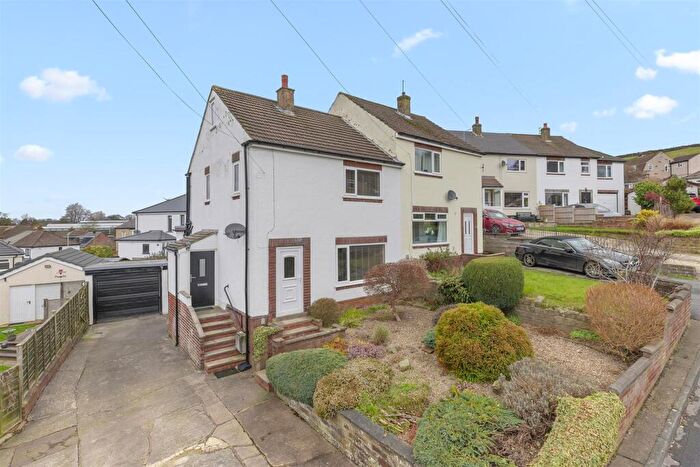 3 Bedroom Semi Detached House For Sale In Hillside Rise, Guiseley, Leeds, LS20