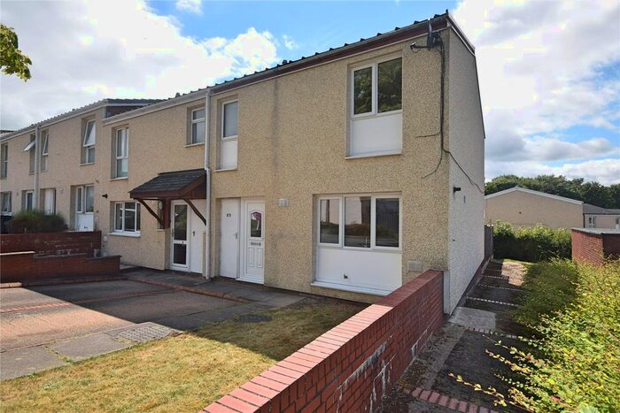 3 Bedroom End Of Terrace House For Sale In Lon Maesycoed, Newtown, Powys, SY16