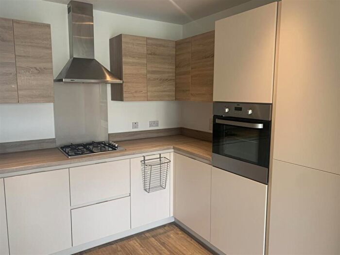 1 Bedroom Flat For Sale In Handley Page Road, IG11